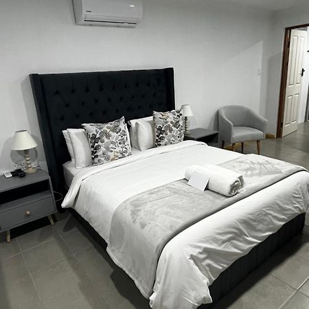 Cradock Guest House & Self Catering Bagian luar foto