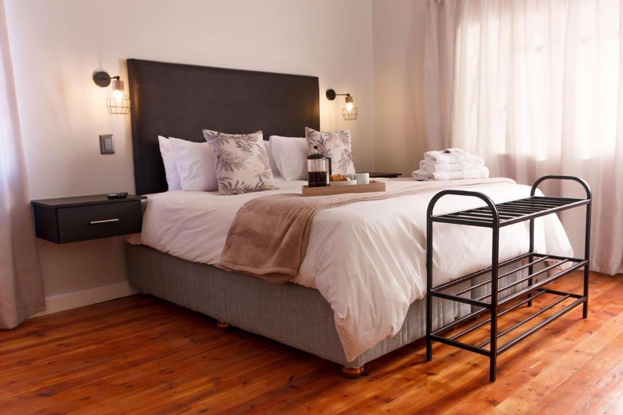 Cradock Guest House & Self Catering Bagian luar foto