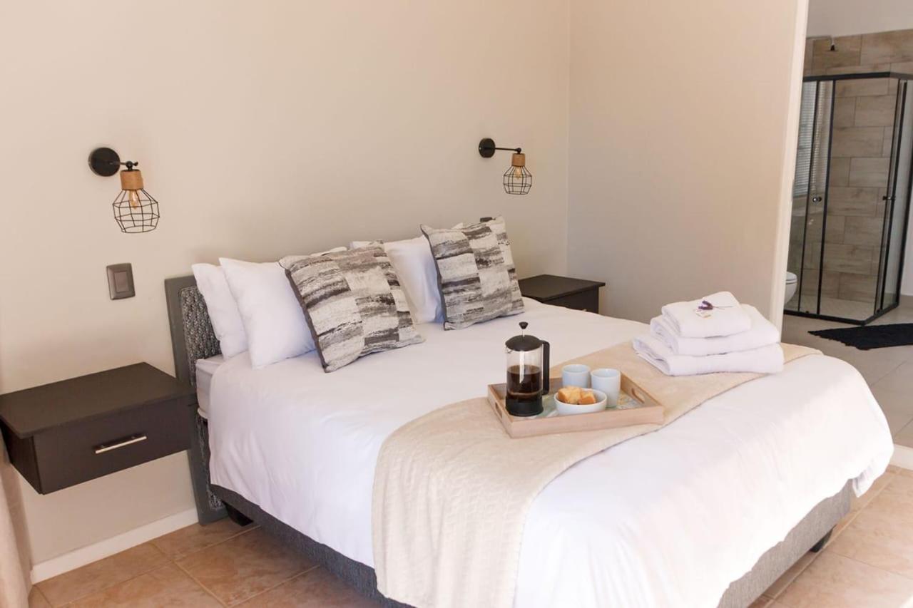 Cradock Guest House & Self Catering Bagian luar foto
