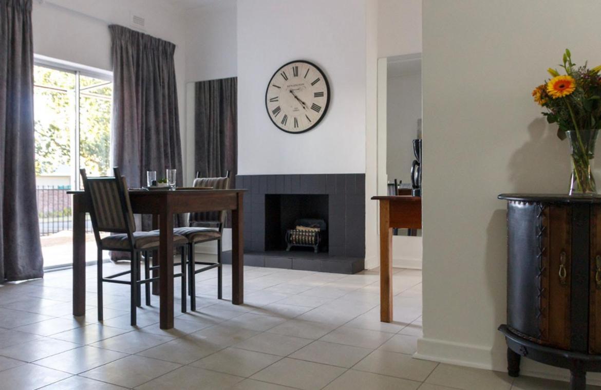 Cradock Guest House & Self Catering Bagian luar foto