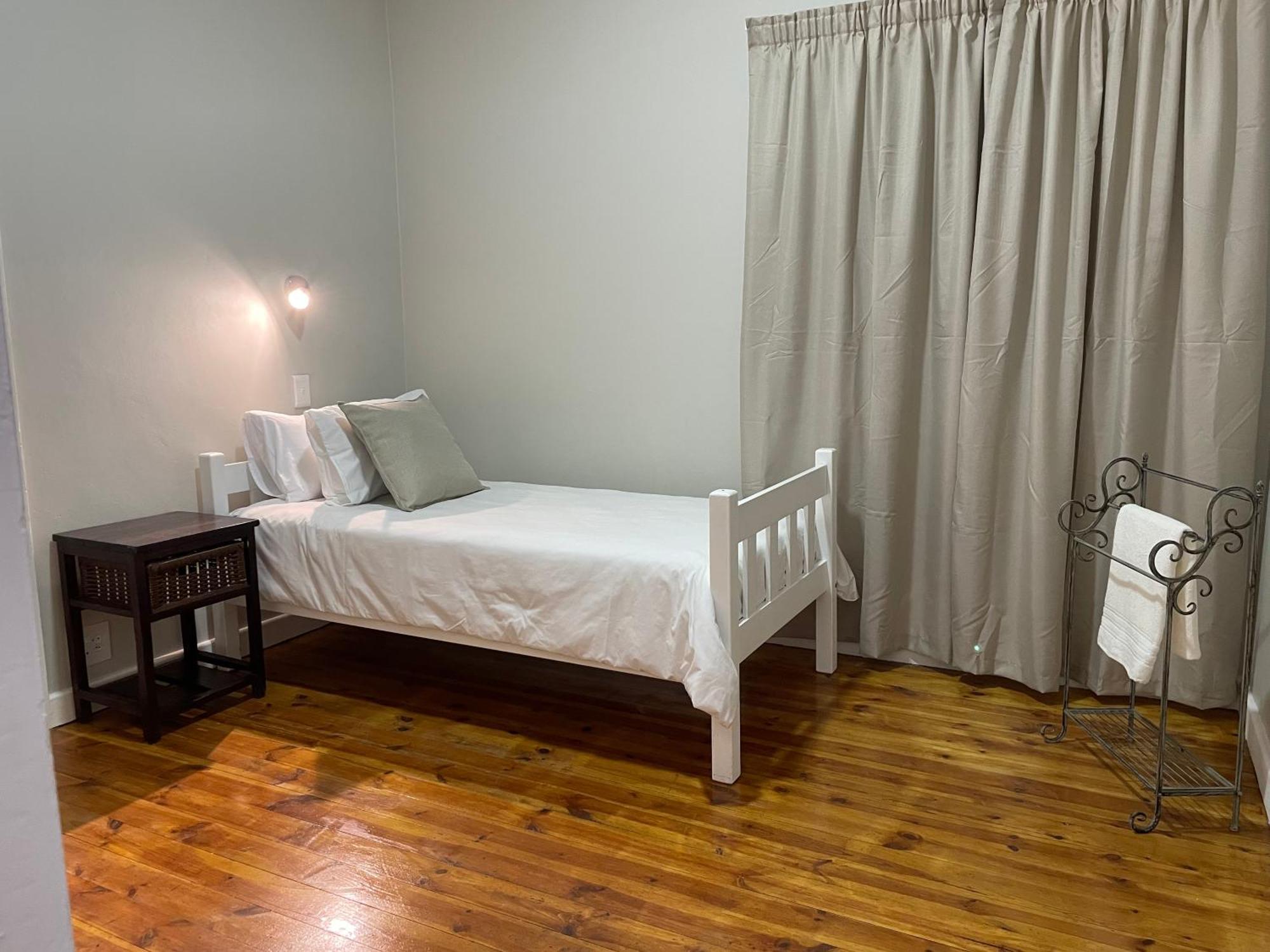 Cradock Guest House & Self Catering Bagian luar foto